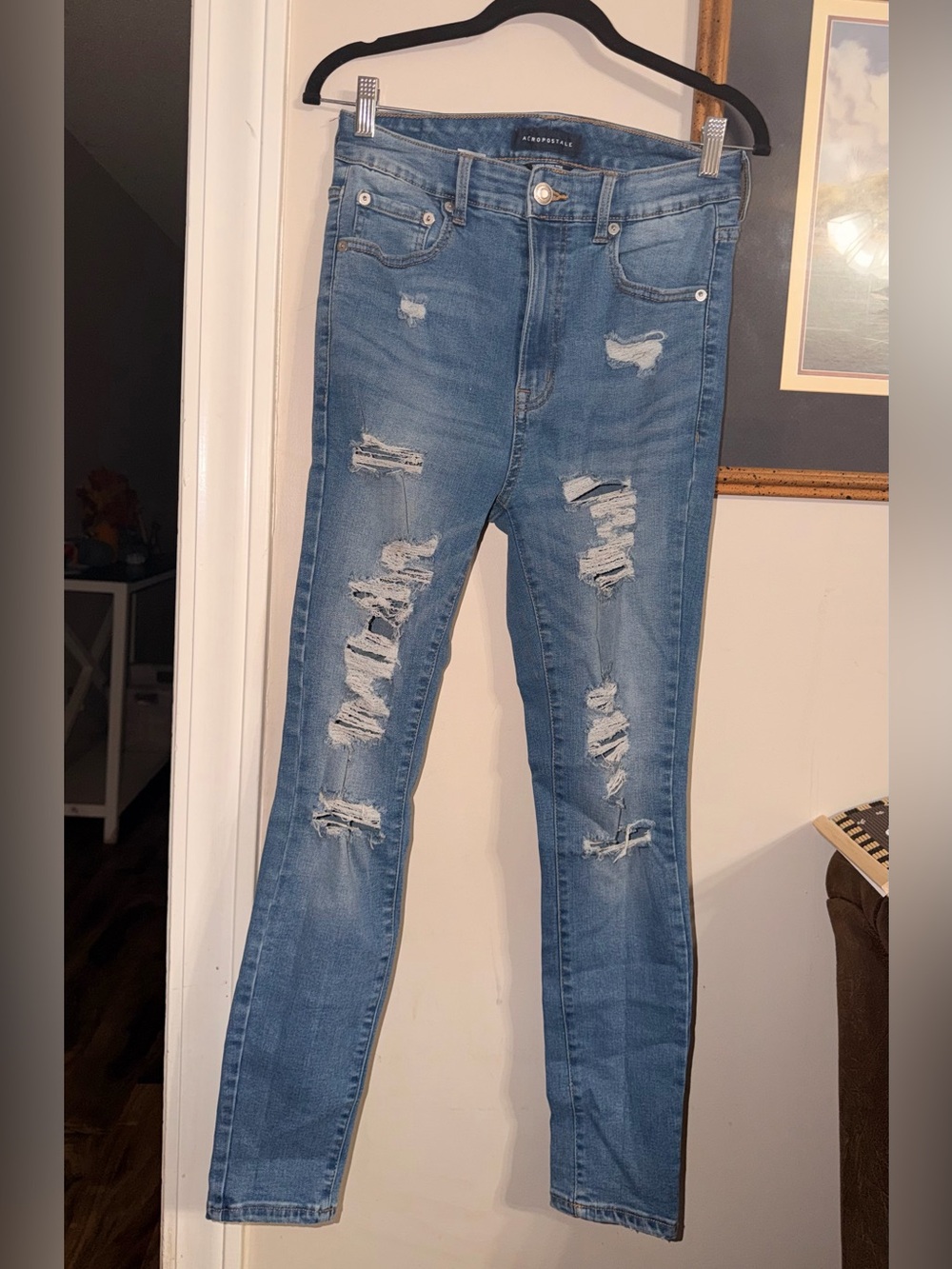 Aeropostale Women's Light Blue Ripped Skinny Jeans